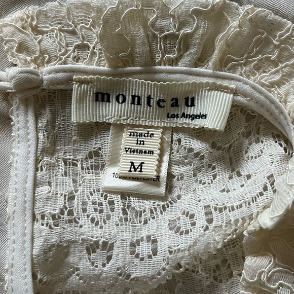Monteau Ivory Lace Top - Picture 2 of 8